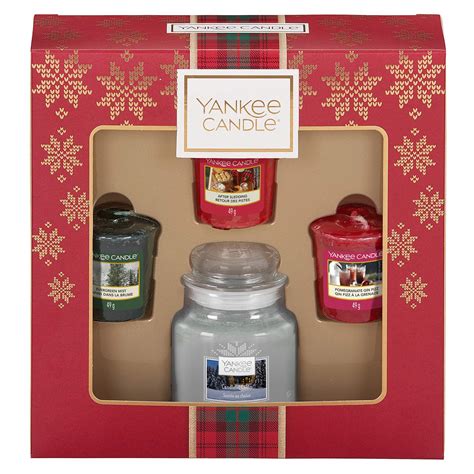 Set of 3 scented candles: Christmas gift idea .